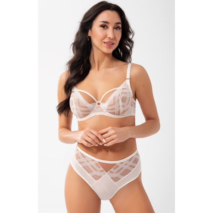 BRAZYLIANY ESTELLE K899