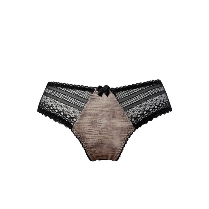 STRINGI ETHNIKA
